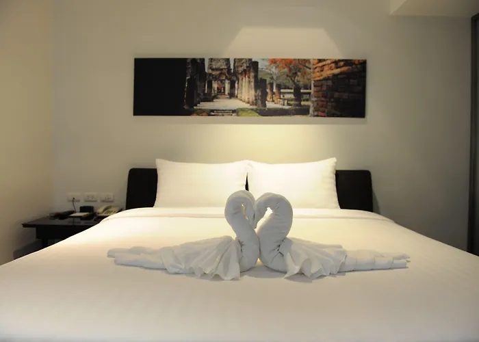 S33 Compact Sukhumvit 3*