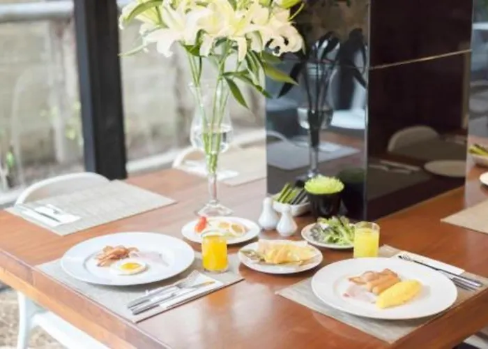S33 Compact Sukhumvit Hotel