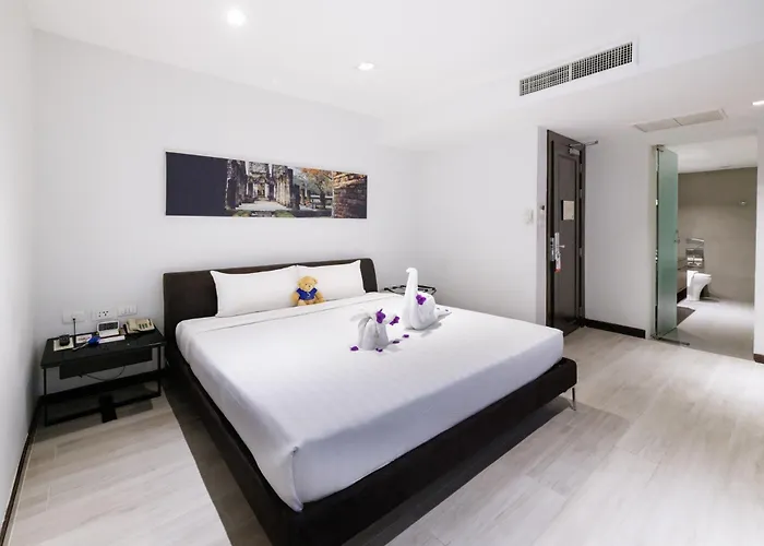 S33 Compact Sukhumvit Bangkok