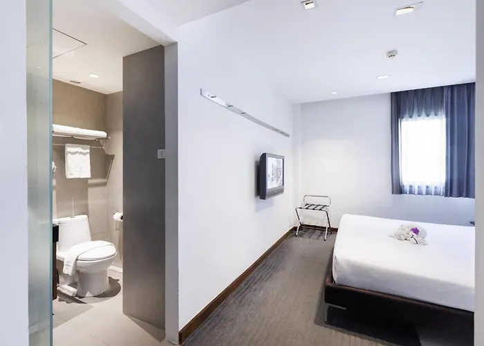 Hotel S33 Compact Sukhumvit 3*