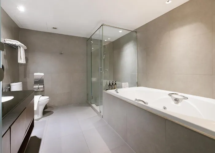 S33 Compact Sukhumvit Hotel 3*