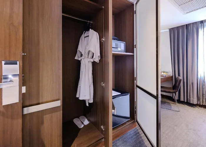 S33 Compact Sukhumvit Bangkok