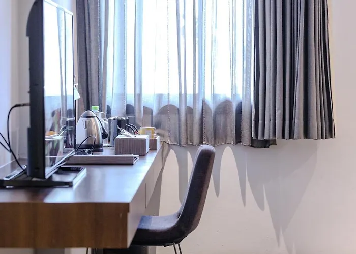 S33 Compact Sukhumvit Отель 3*