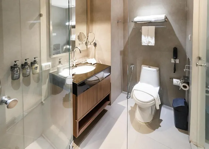 S33 Compact Sukhumvit Bangkok