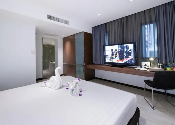 S33 Compact Sukhumvit Bangkok
