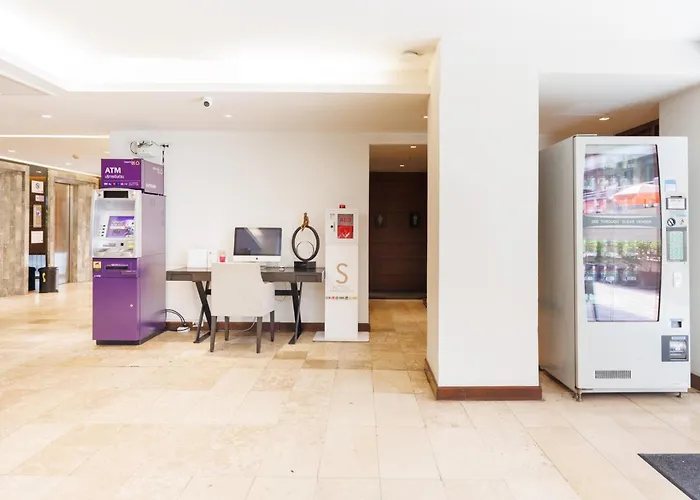 S33 Compact Sukhumvit Hotel